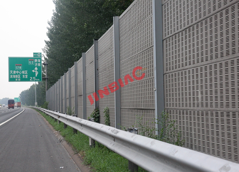 China JINBIAO Sound insulation Erect noise barrier manufacturer